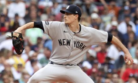 Fried ayuda a Yankees a vencer 5-3 a Medias Rojas para reforzar posición en playoffs