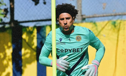 Guillermo Ochoa es goleado en su debut con AEL Limassol