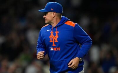 Stearns asume culpa por colapso de Mets y confirma que Mendoza seguirá como mánager