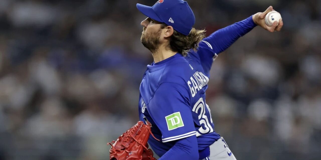 Gausman rompe su mala racha y los Azulejos aplastan 7-1 a los Yankees