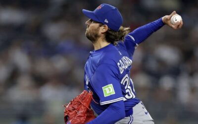 Gausman rompe su mala racha y los Azulejos aplastan 7-1 a los Yankees
