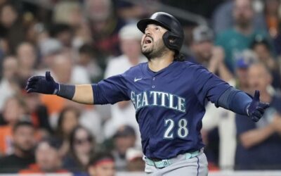 Suárez pega jonrón y Marineros vencen 4-0 a Astros