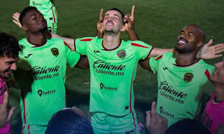 FC Juárez le pega al León de James Rodríguez