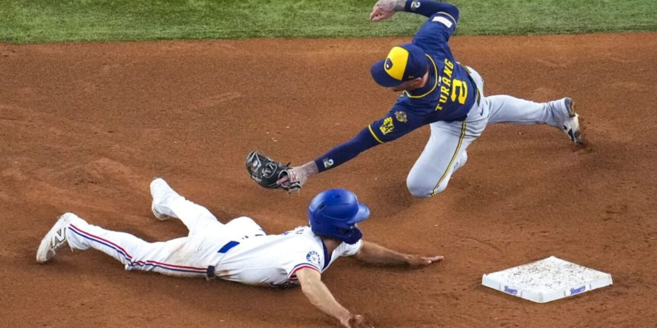 Par de jonrones de Burger dan a Rangers victoria 6-3 y barrida de tres juegos ante los Cerveceros