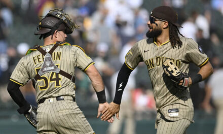Tatis conecta su jonrón número 23 de la temporada para llevar a los Padres a una victoria por 3-2 sobre los White Sox