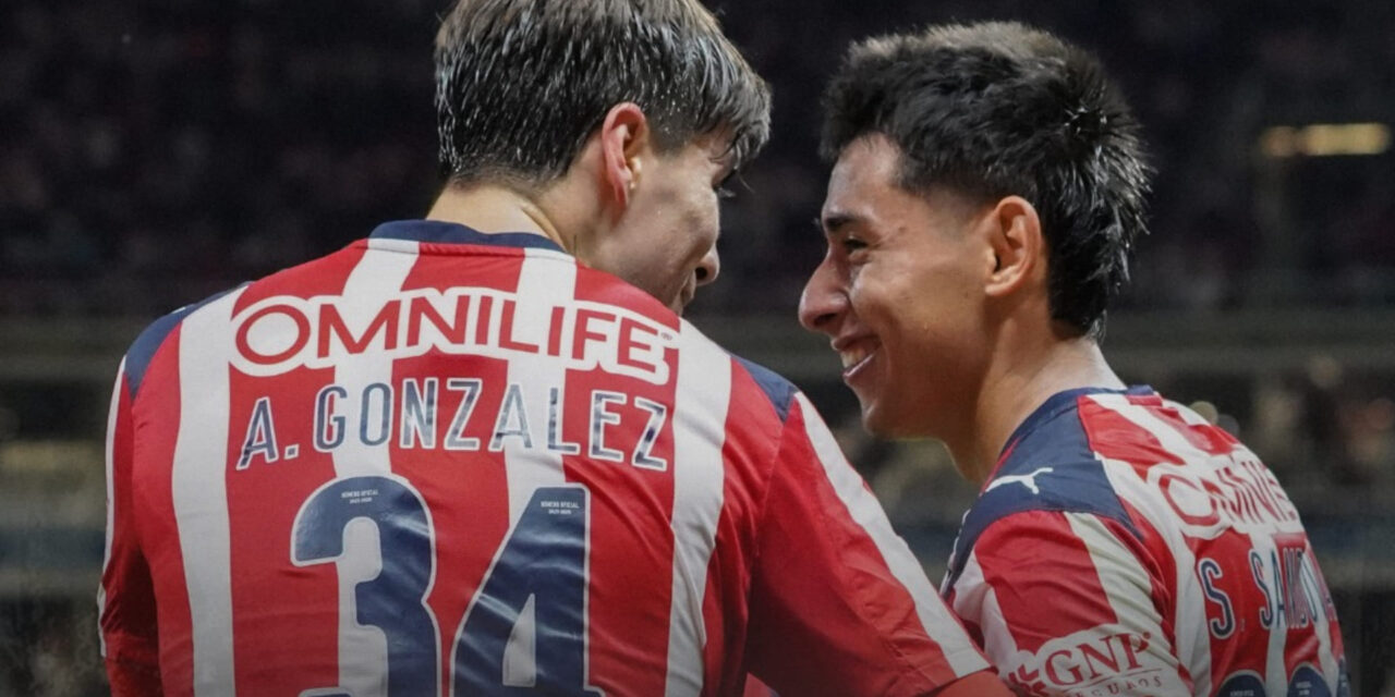 Chivas vence a Necaxa en regreso de Fernando Gago