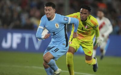 Uruguay avanza a su 5to Mundial consecutivo tras sepultar a Perú con un 3-0