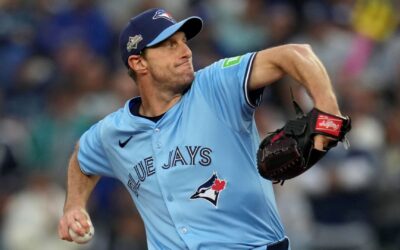 Scherzer brilla como antes, Azulejos vencen 8-2 a Marineros y empatan Serie de Campeonato