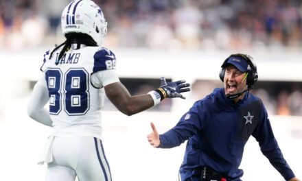 Lamb logra TD de 74 yardas y Bland anota en victoria de Cowboys 44-22 sobre Commanders