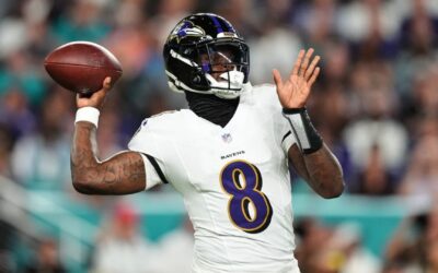 Lamar Jackson vuelve con 4 pases de anotación y Ravens aplastan 28-6 a Dolphins