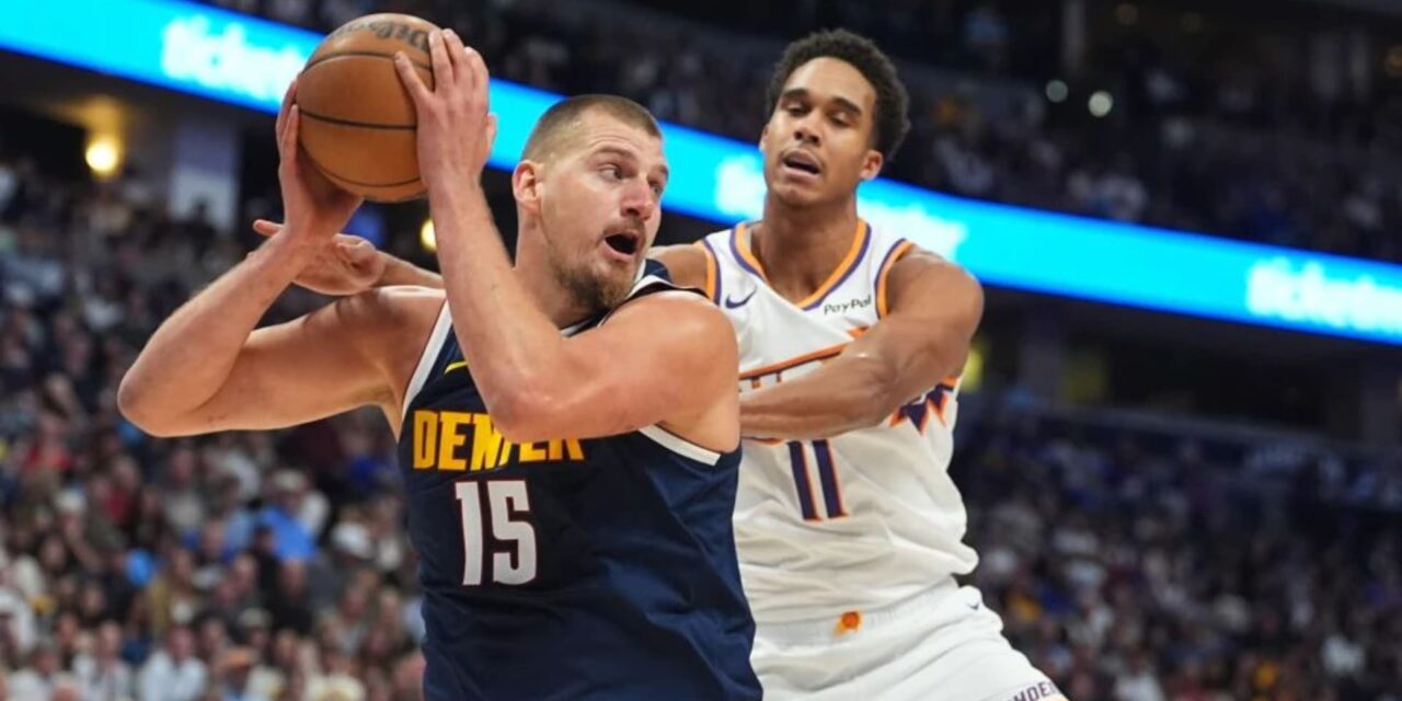 Triple-doble de Jokic impulsa a los Nuggets 133-111 sobre los Suns