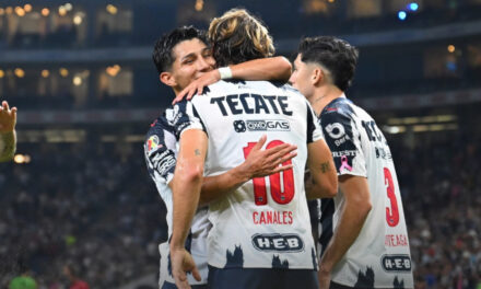 Rayados goleó 4-2 a FC Juárez 