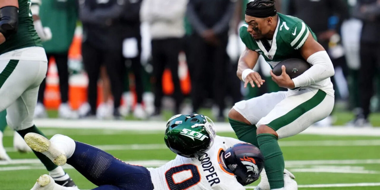Broncos logran nueve capturas y vencen 13-11 a los Jets en un feo partido en Londres