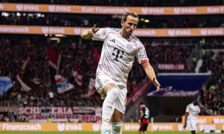 Kane anota de nuevo y descarta susto por lesión mientras Bayern vence a Frankfurt