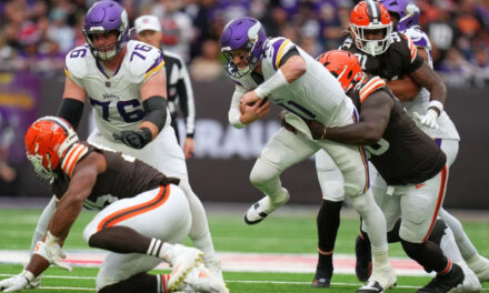 Con touchdown al final de Jordan Addison, Vikings vecen 21-17 a Browns en Londres