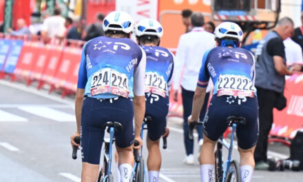 El equipo de ciclismo Israel Premier Tech se renueva y elimina su identidad nacional