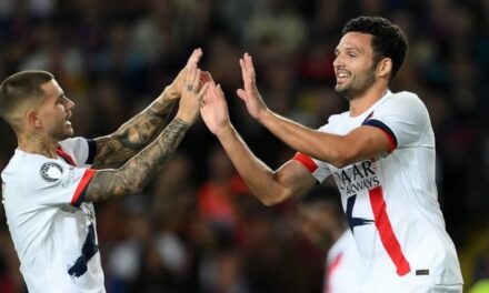 PSG derrota al Barcelona en el último minuto