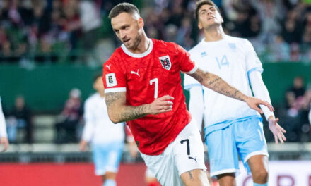 Austria anota 10 goles en eliminatoria al Mundial mientras Inglaterra vence a Gales en amistoso
