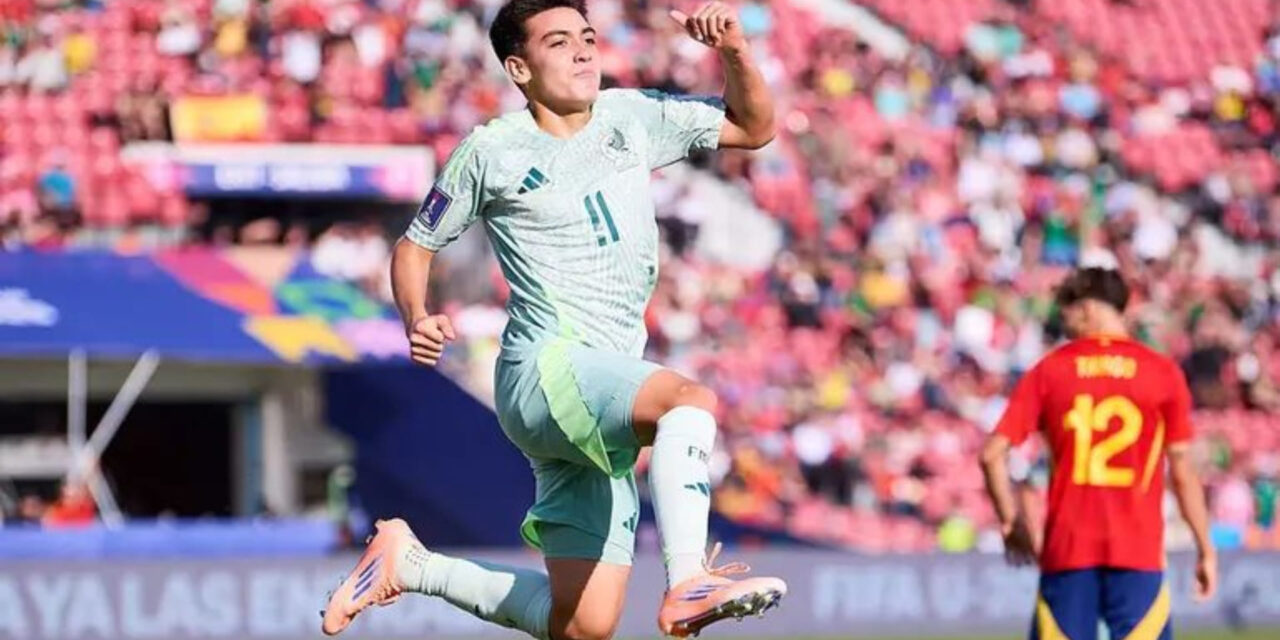 Gilberto Mora evita la caída de México ante España