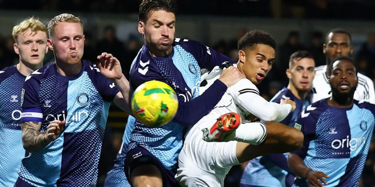 Raúl y el Fulham avanzan en la Copa de la Liga