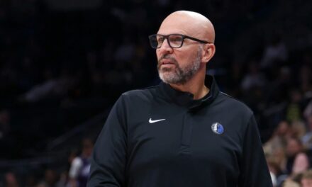 Los Dallas Mavericks le dan al entrenador Jason Kidd otra extensión de contrato multianual
