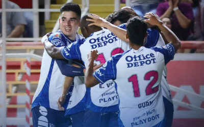 Pachuca se impone a Necaxa