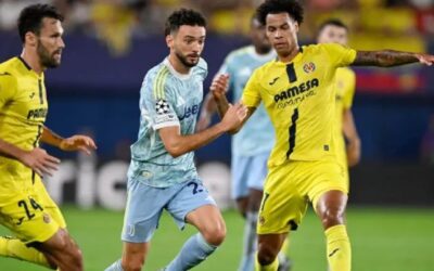 El Villarreal celebra por todo lo alto un empate de último minuto