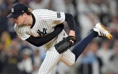 Yankees blanquean 4-0 a Medias Rojas para ganar serie de comodines. Schlittler poncha a 12