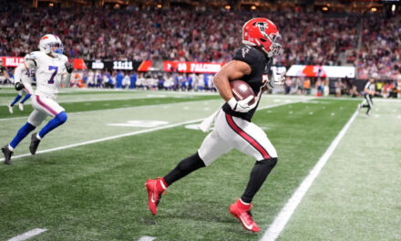 Falcons vencen 24-14 a los Bills con 170 yardas terrestres de Robinson, con anotación de 81