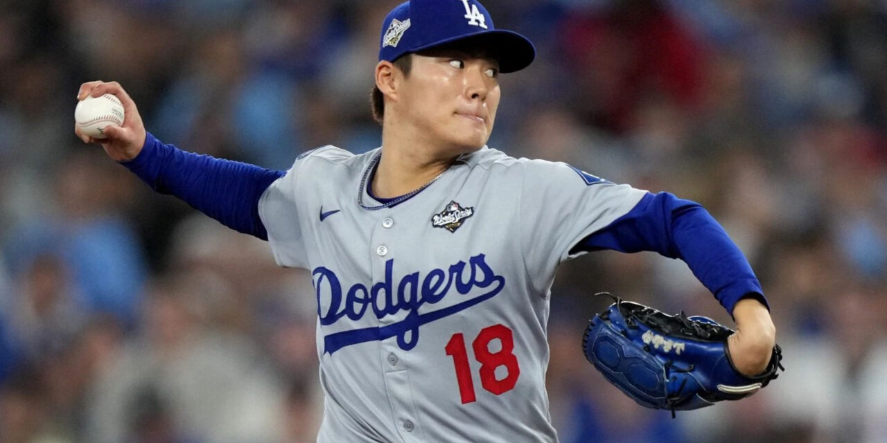 Yamamoto lanza 1er juego completo en Serie Mundial desde 2015 y Dodgers vencen 5-1 a Azulejos