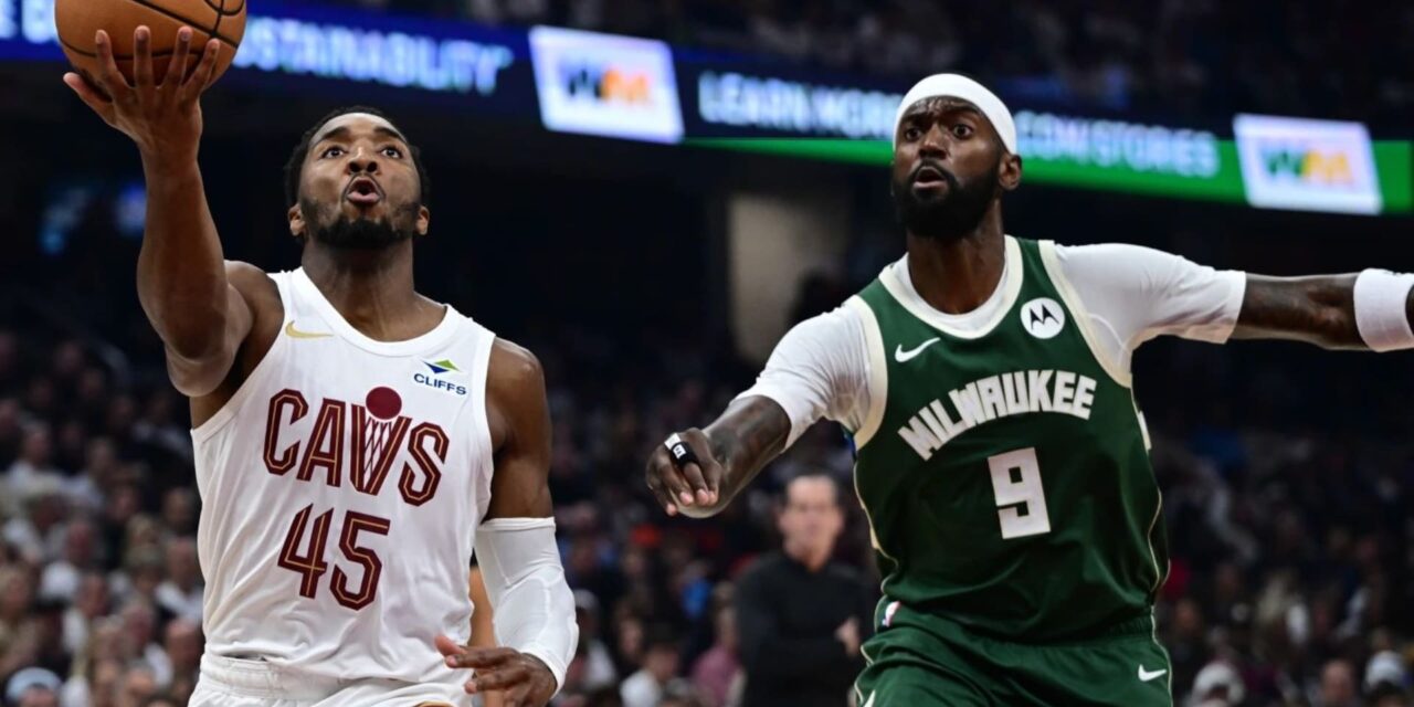 Mitchell anota 24 y Mobley luce en tiros libres en triunfo de Cavaliers 118-113 ante Bucks