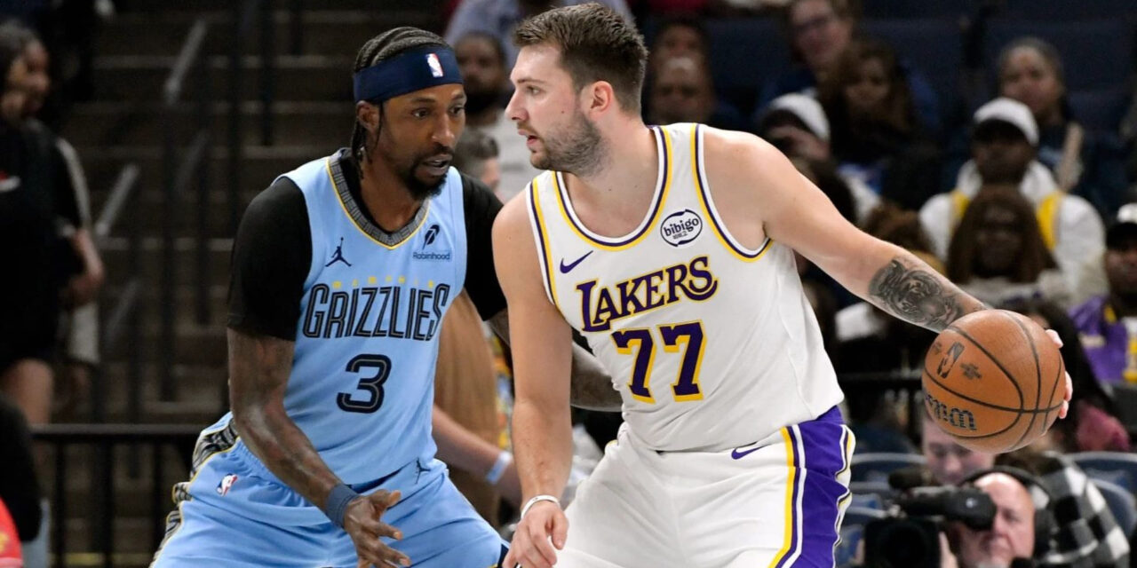 Doncic regresa tras tres juegos de ausencia y anota 44 en victoria de Lakers 117-112 sobre Grizzlies