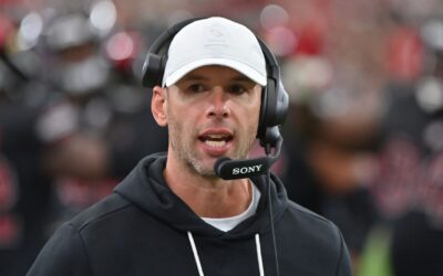 El entrenador de los Cardinals, Jonathan Gannon, se disculpa con Demercado tras tenso intercambio