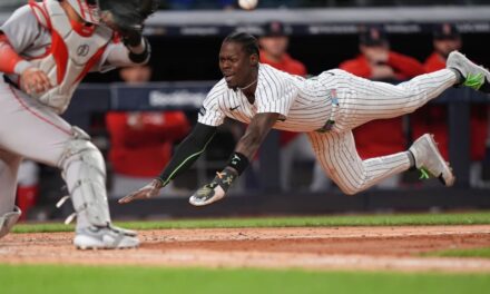 Los Yankees obligan un tercer juego ante Boston gracias a las piernas y guante de Chisholm