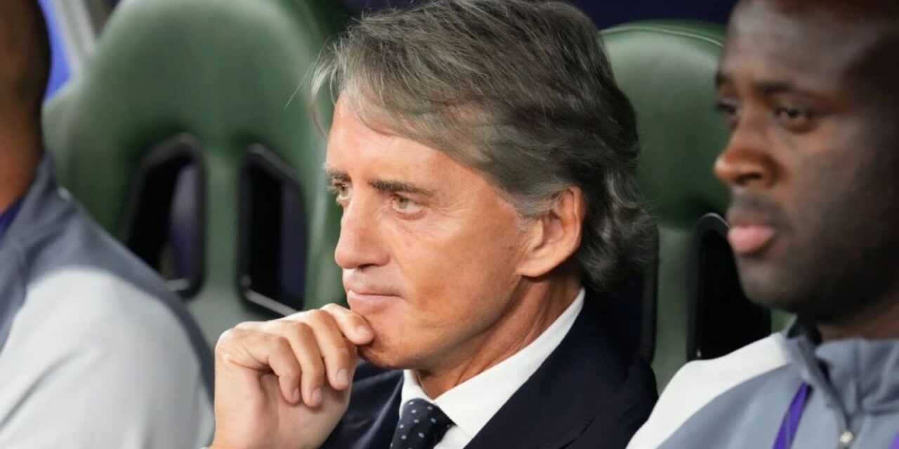Exentrenador de Italia Roberto Mancini dirigirá al club catarí Al-Sadd