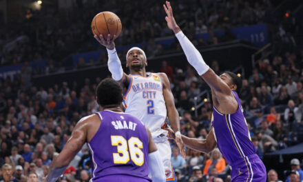 Gilgeous-Alexander scores 30 points as the Thunder beat Doncic and the Lakers 121-92