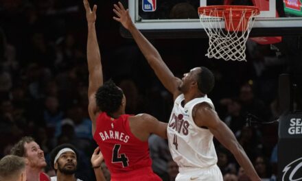 Scottie Barnes anota 28 y acaricia triple doble; Raptors vencen a Cavaliers 126-113
