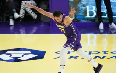 Luka y LeBron lideran a los Lakers ante los Clippers para su quinta victoria consecutiva
