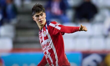Chivas se impone a Pachuca 