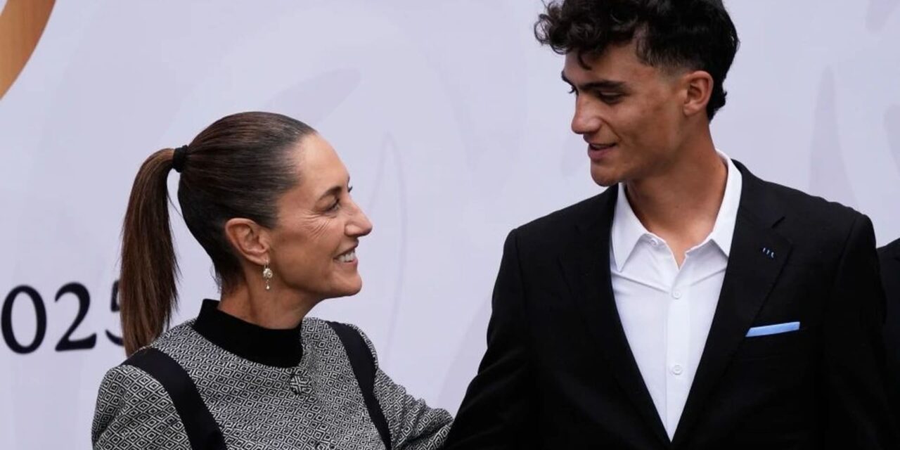Isaac del Toro y Osmar Olvera reciben el Premio Nacional del Deporte en México