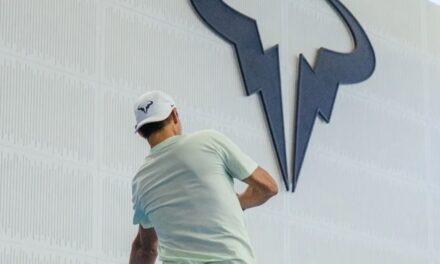 Rafa Nadal vuelve a entrenarse un año después de su retirada