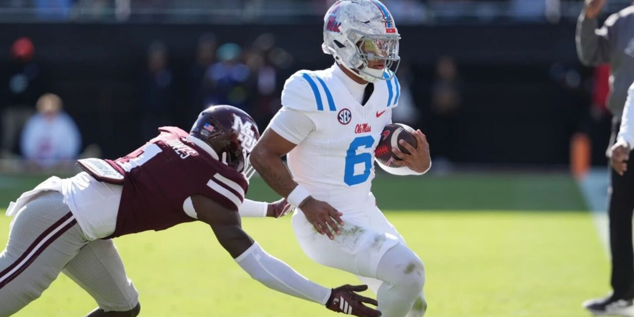 El No. 6 Ole Miss vence a Mississippi State; la decisión sobre Kiffin es la siguiente