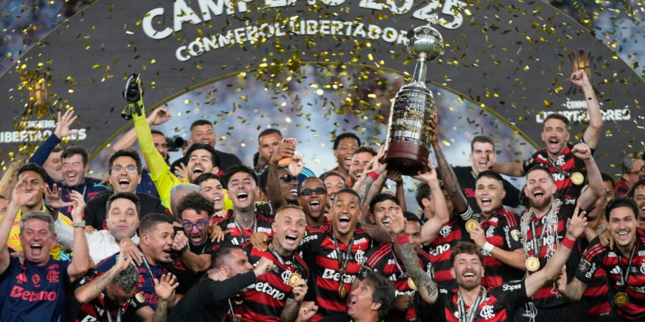 Flamengo derrota 1-0 a Palmeiras y gana su cuarta Copa Libertadores