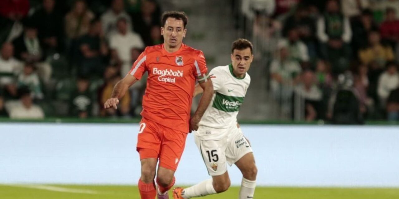 Penalti tardío da a la Real Sociedad un empate en Elche