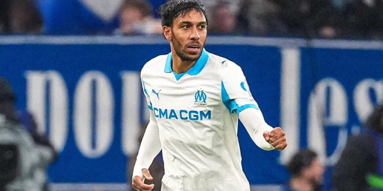 Aubameyang destruye al Newcastle