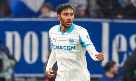 Aubameyang destruye al Newcastle