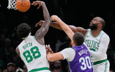 Jusuf Nurkic anota en el último segundo para darle la victoria a los Jazz sobre los Celtics, 105-103