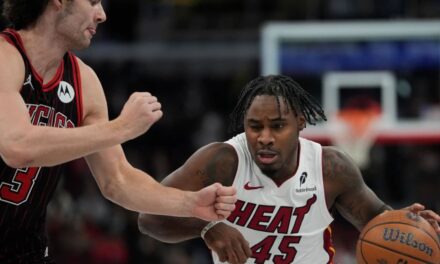 Heat domina 143-107 a Bulls, liderados por 20 puntos y 14 rebotes de Kel’el Ware