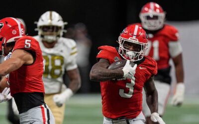 El número 4 Georgia vence al número 23 Georgia Tech por 16-9 para su octava victoria consecutiva en la serie
