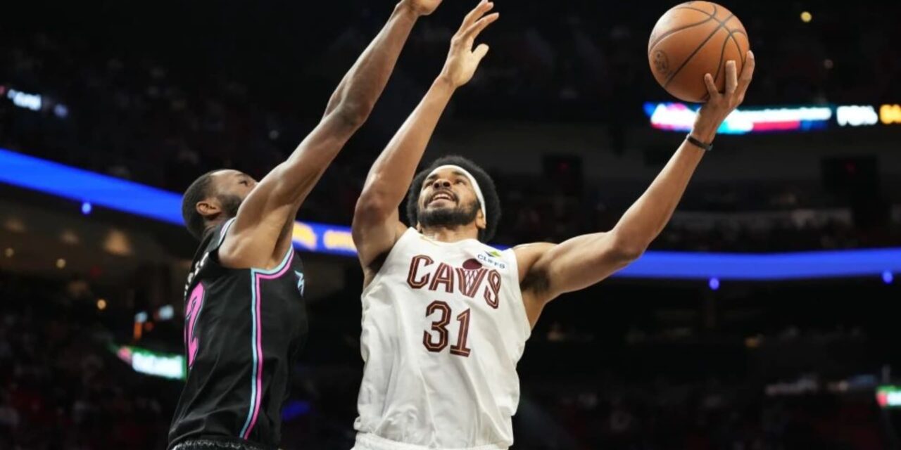 Cavs con bajas vencen 130-116 a Heat, gracias a doble-doble de Jarrett Allen